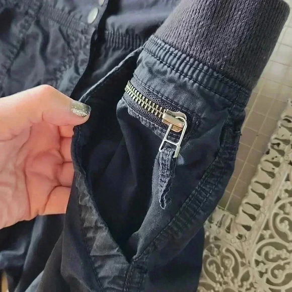 Loft Marisa Cropped Lightweight Cotton Cargo Pants Drawstring Leg Openings - Picture 6 of 14